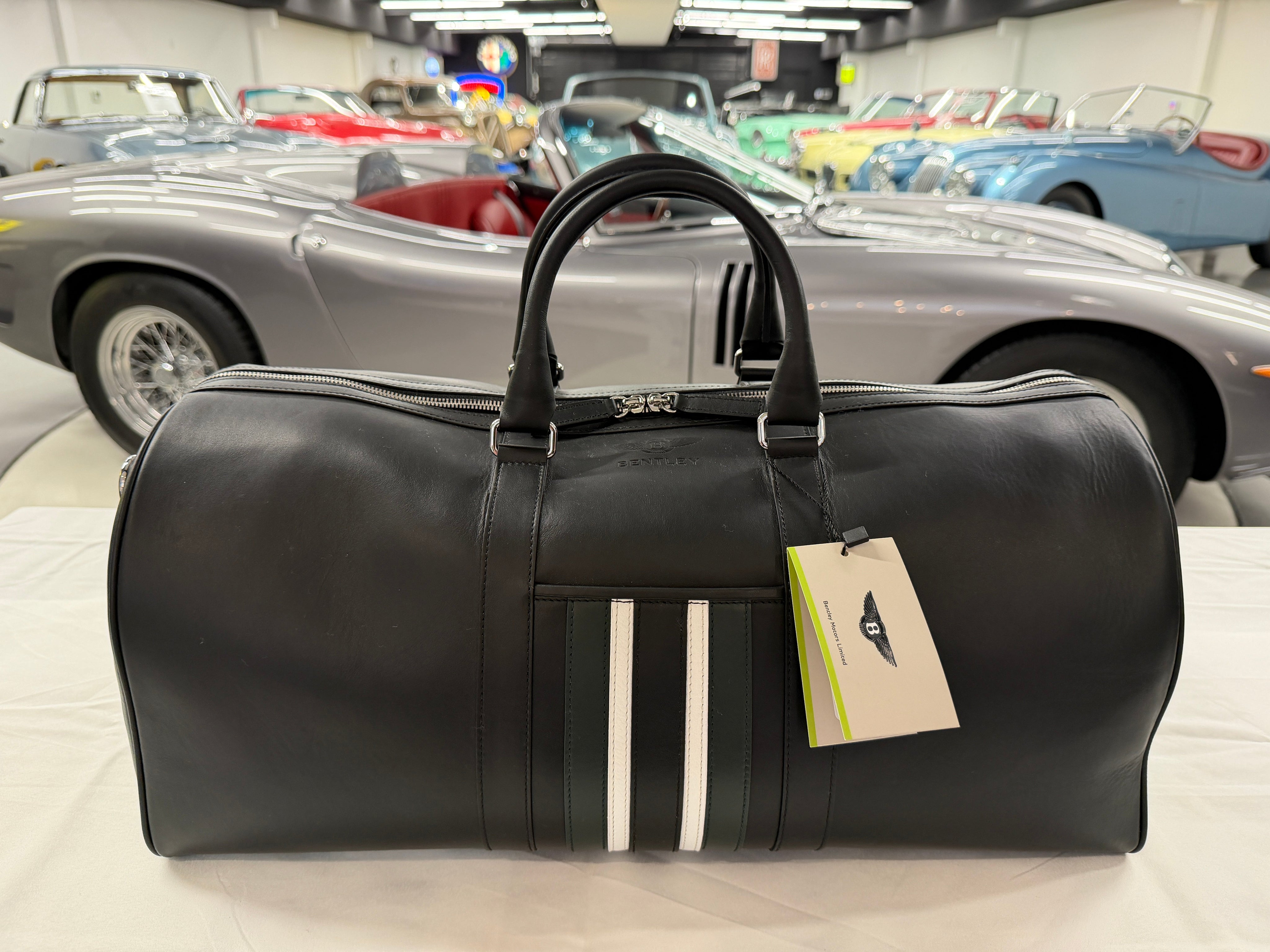 Bentley Overnight Bag LIKE NEW TitchAuto
