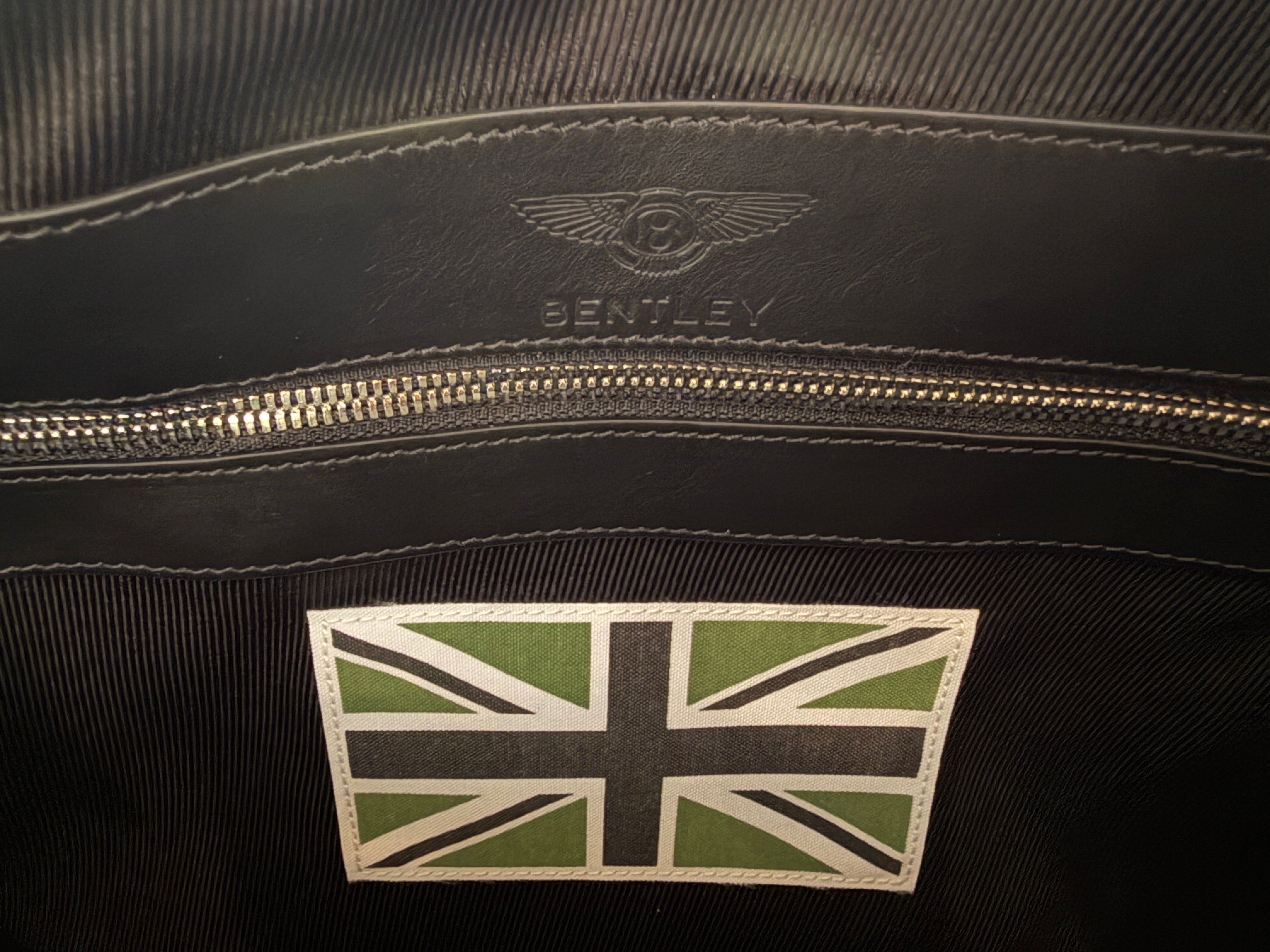 Bentley Overnight Bag LIKE NEW TitchAuto