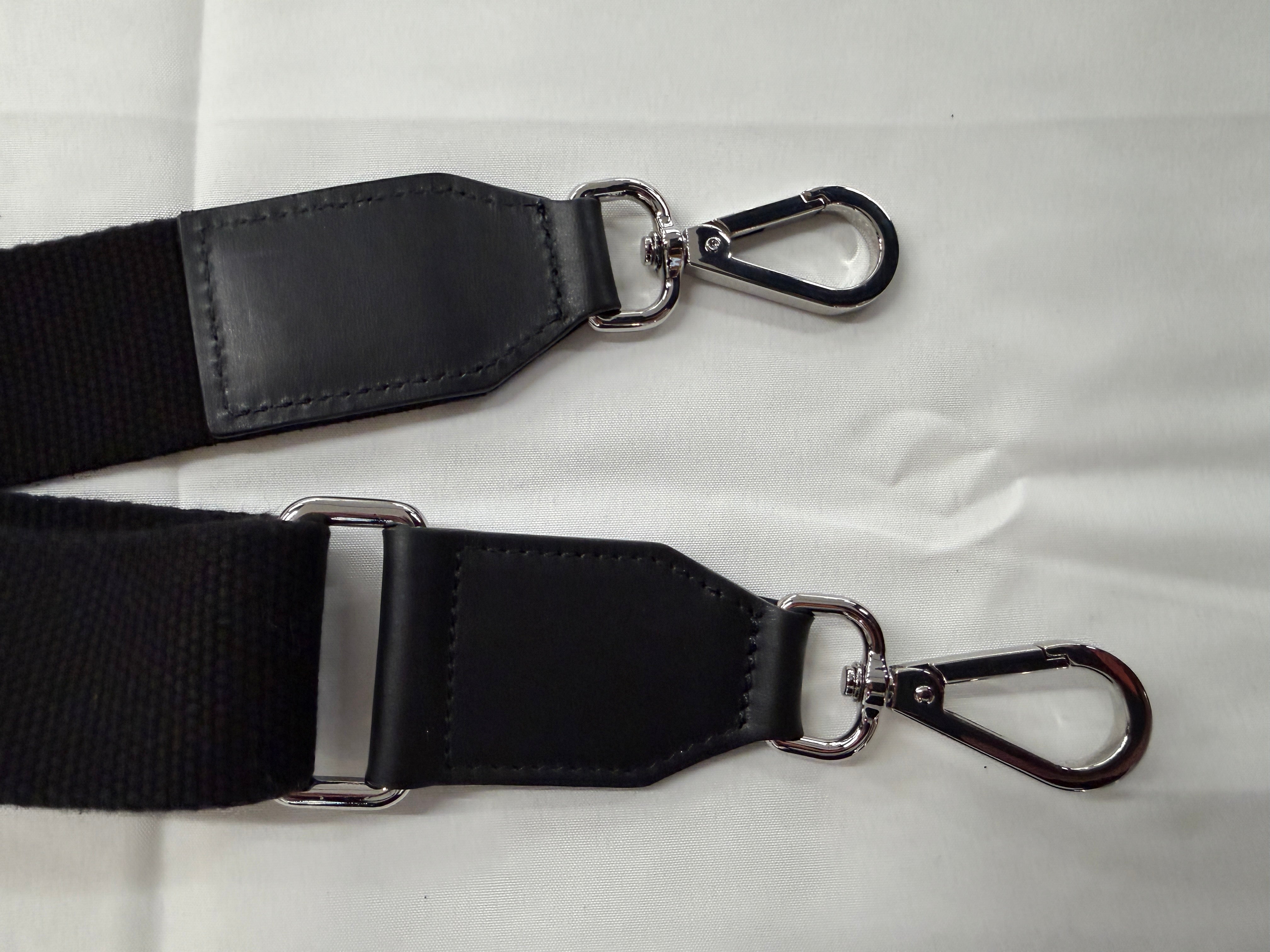Bentley Overnight Bag LIKE NEW TitchAuto