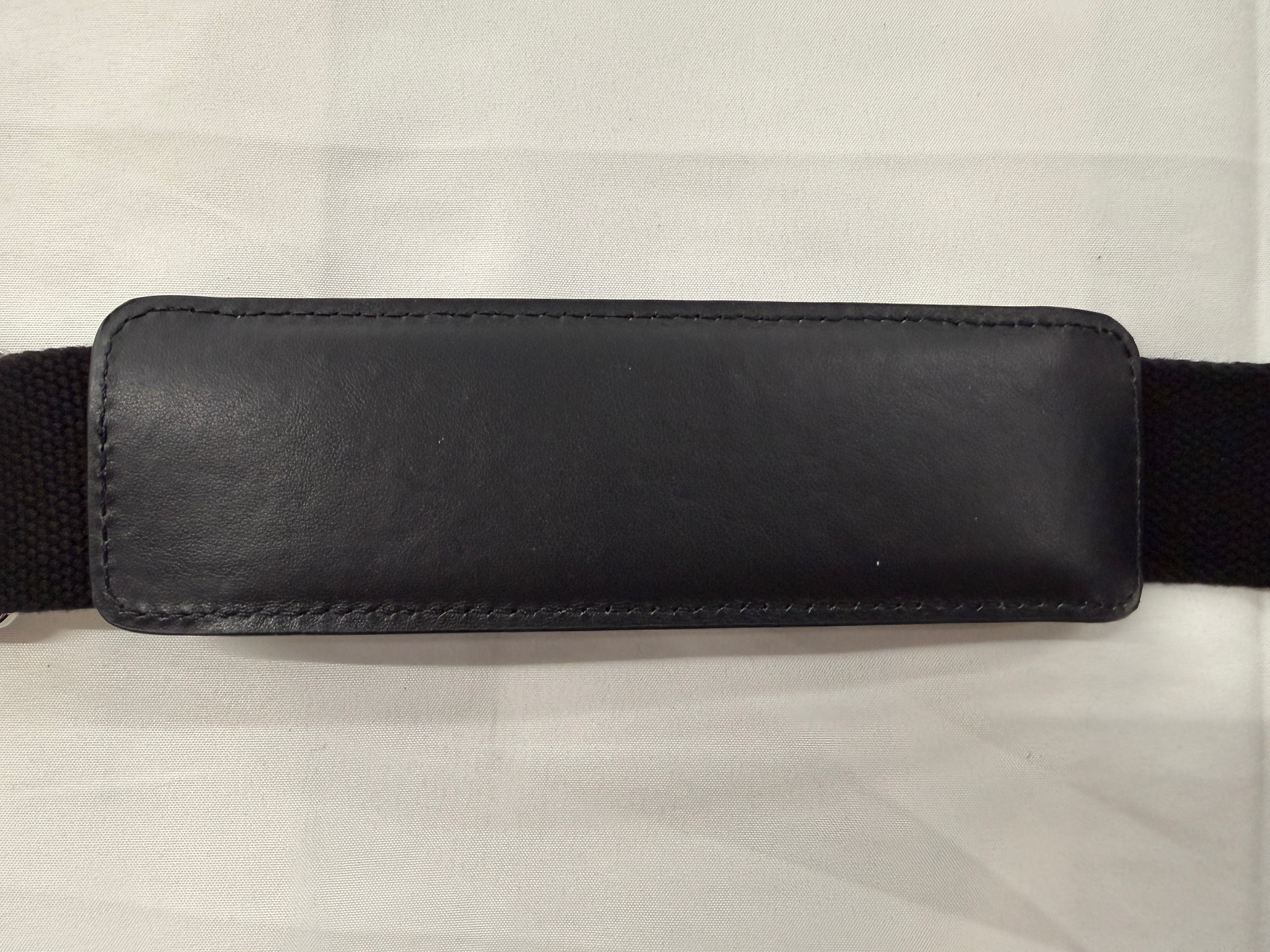 Bentley Overnight Bag LIKE NEW TitchAuto