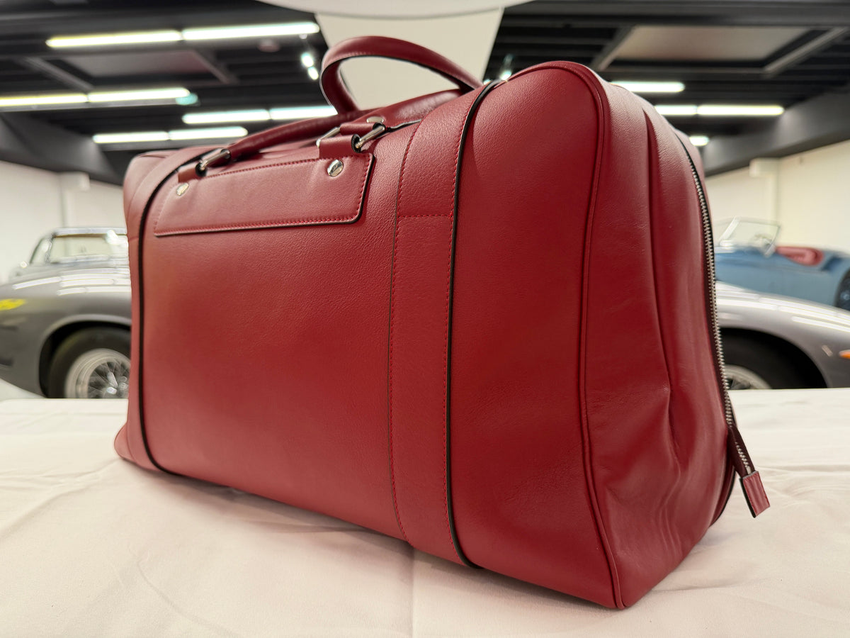 Connolly USED Red Sports Grip Bag with Badges TitchAuto