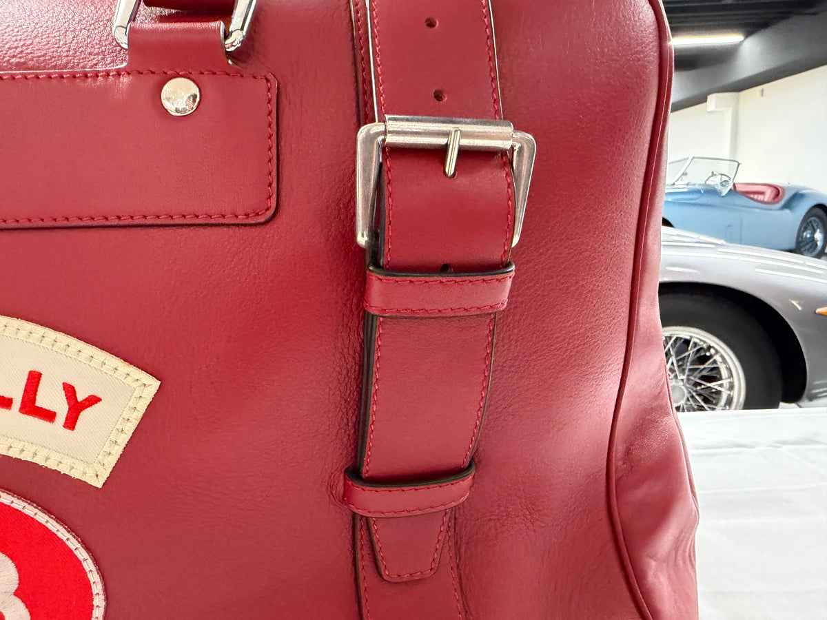 Connolly USED Red Sports Grip Bag with Badges TitchAuto
