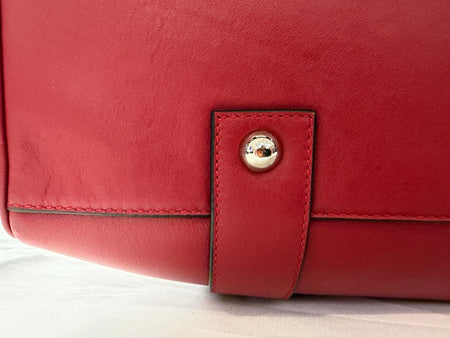 Connolly USED Red Sports Grip Bag with Badges TitchAuto