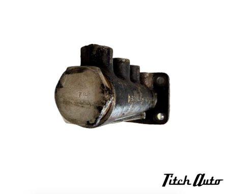 Ferrari 330 GTC / GTS / 365 GTC / GTS USED Bonaldi Italy Brake Master Cylinder TitchAuto