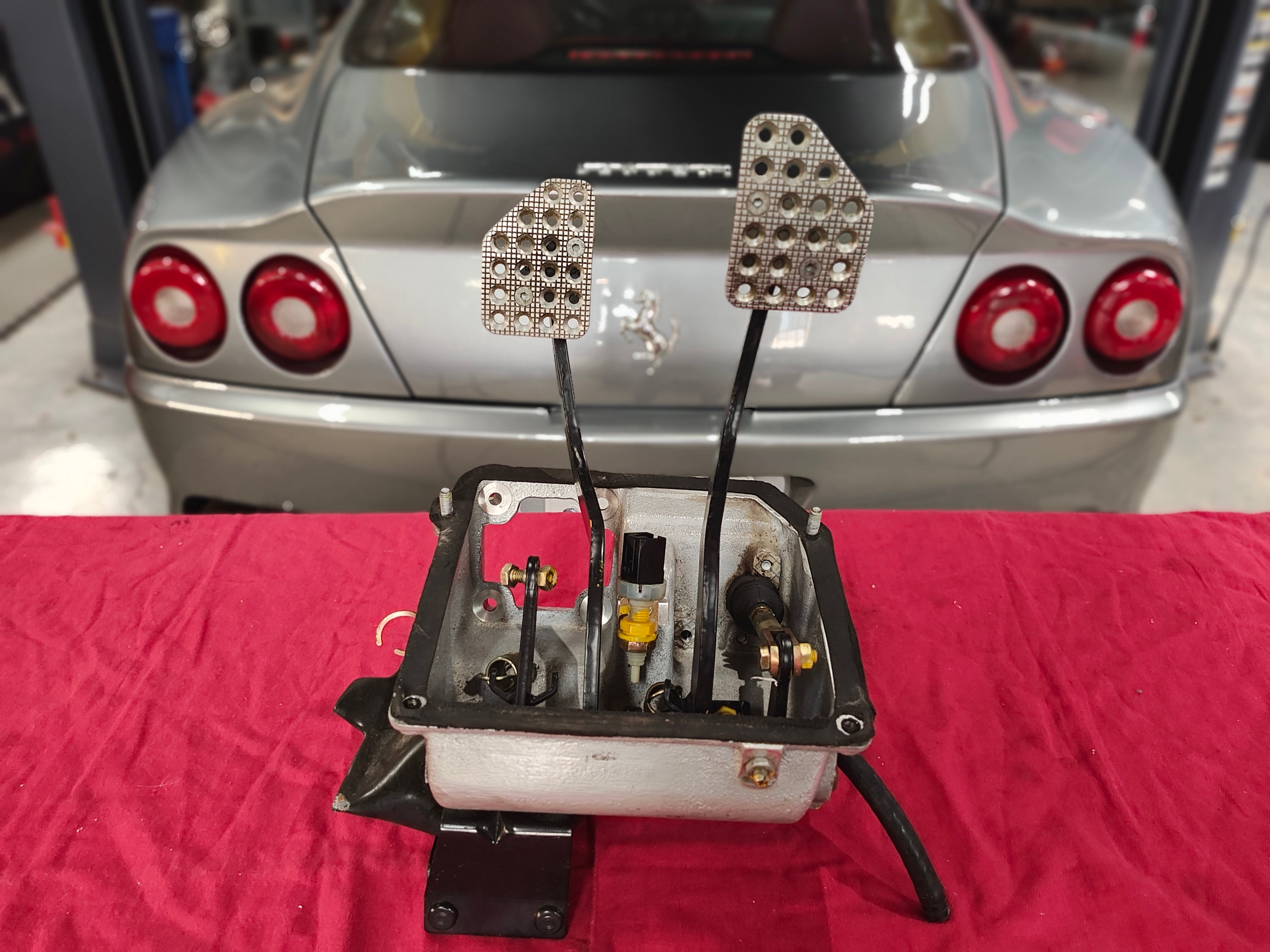 Ferrari 550 / 575 USED Manual Conversion kit TitchAuto