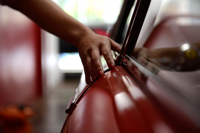 Ferrari_Side_Photoshoot