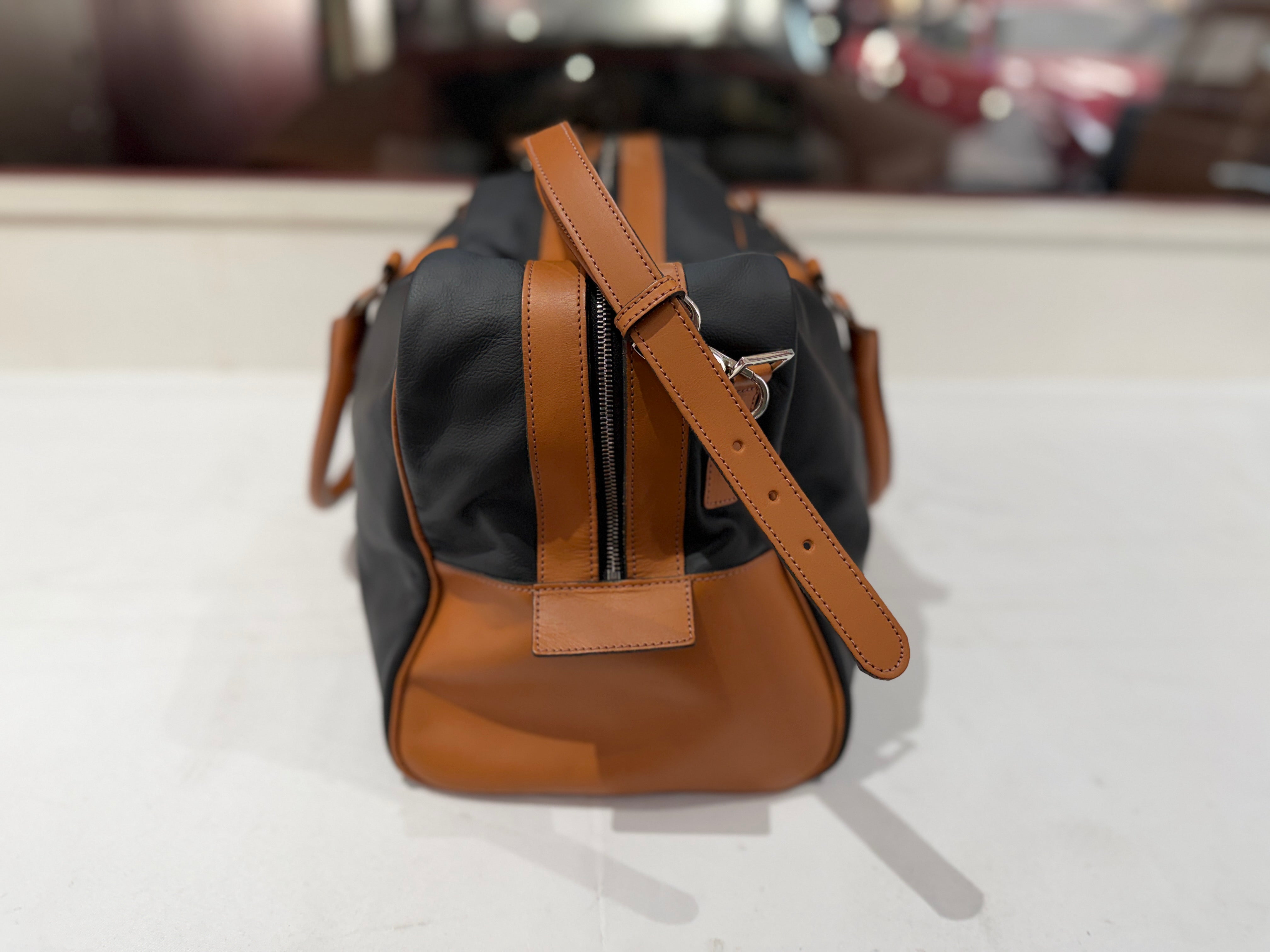 Q By Aston Martin Luggage Medium Holdall USED TitchAuto