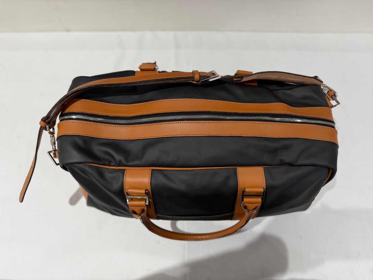 Q By Aston Martin Luggage Medium Holdall USED TitchAuto