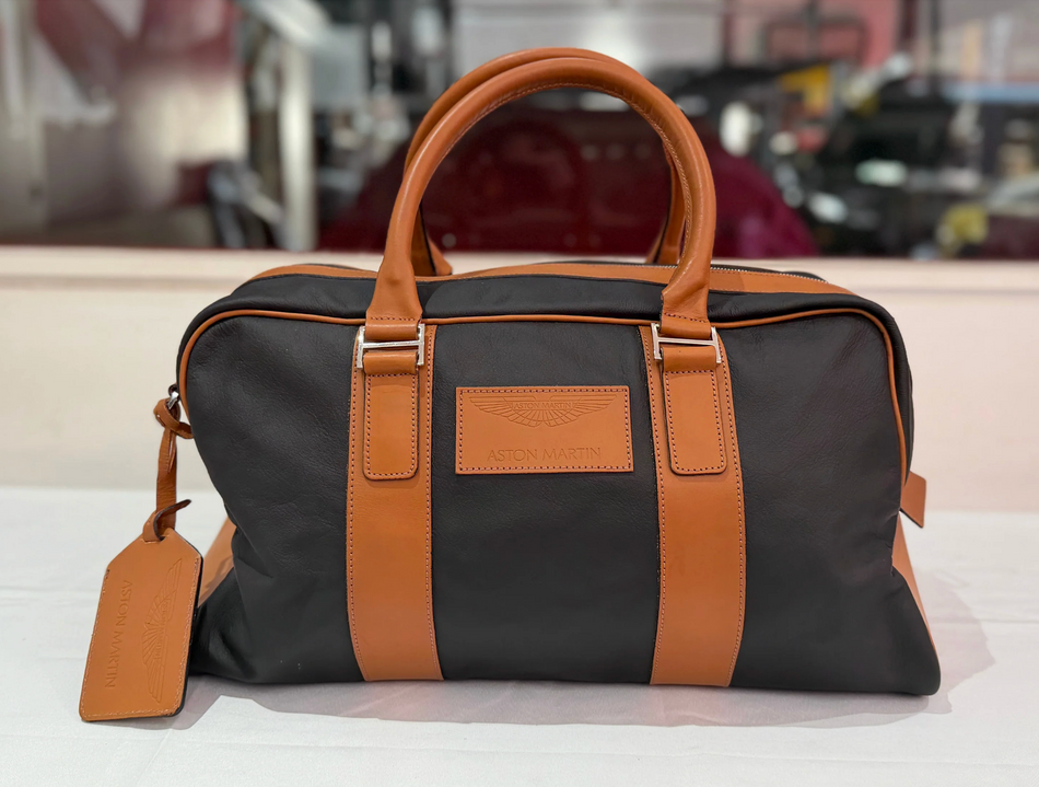 Q By Aston Martin Luggage Small Holdall LIKE NEW TitchAuto